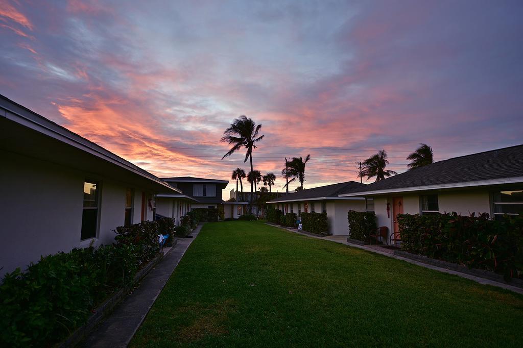 Surf Studio Beach Resort Cocoa Beach Eksteriør billede